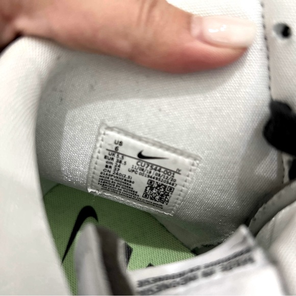 NIKE x AMBUSH Dunk High - Picture 6 of 7